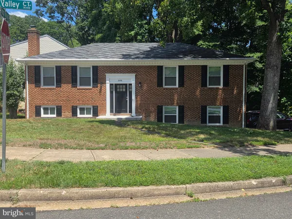 $599,900 | 3998 Hidden Valley Court, Dumfries, VA 22025