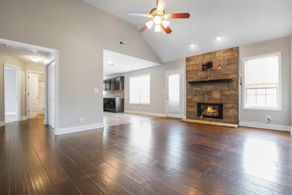 $2,000 | 1290 Snowball Lane, Clarksville, TN 37042