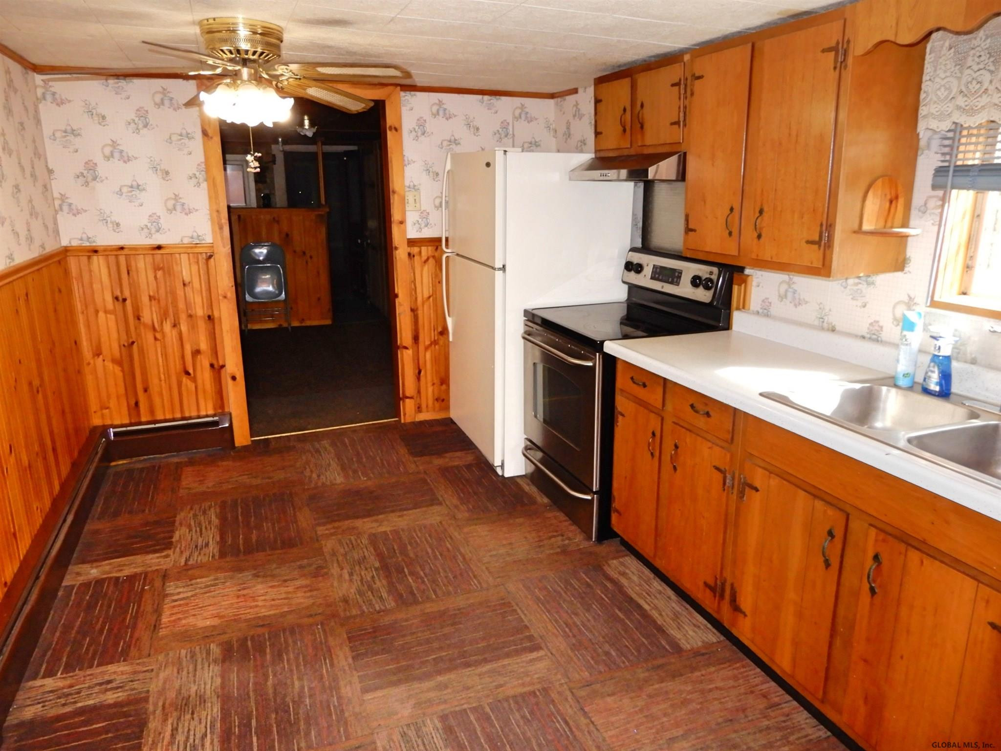 42 River Road Pittstown, NY 12094 - Photo 3 of 25 Photo 3