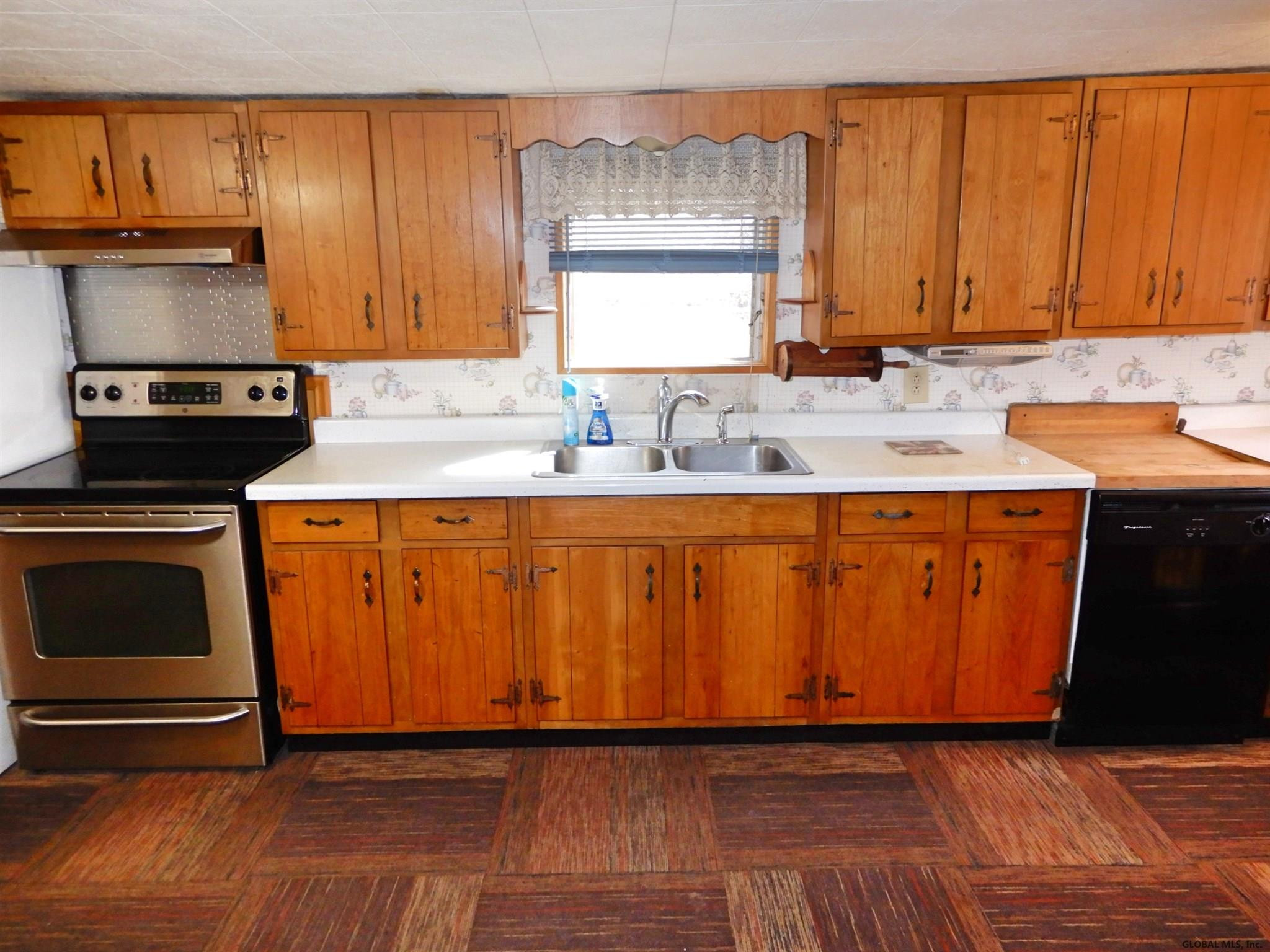 42 River Road Pittstown, NY 12094 - Photo 5 of 25 Photo 5