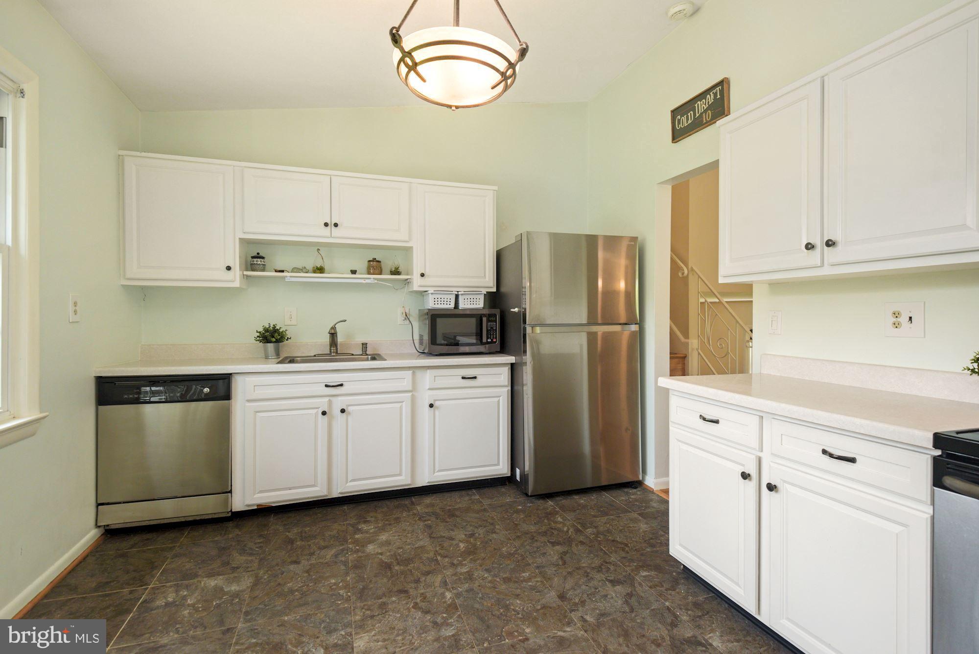 13107 Fernedge Road Silver Spring, MD 20906 - Photo 8 of 39