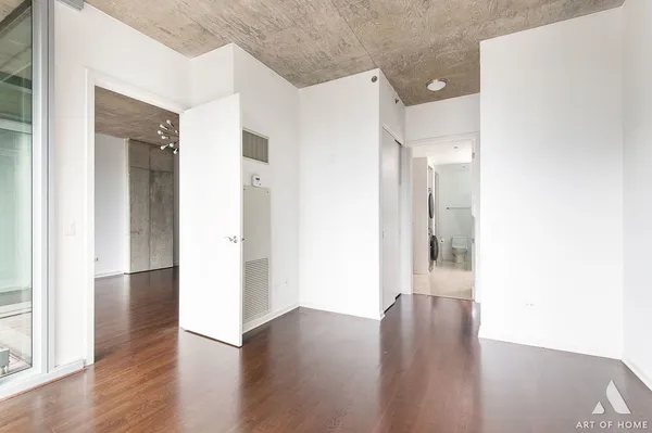 $3,400 | 600 North Fairbanks Court, Unit 2809, Chicago, IL 60611