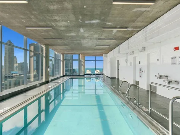 $3,400 | 600 North Fairbanks Court, Unit 2809, Chicago, IL 60611