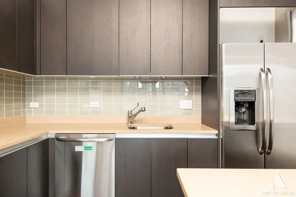 $3,400 | 600 North Fairbanks Court, Unit 2809, Chicago, IL 60611
