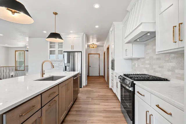 $709,900 | 3754 Lyla May Court, De Pere, WI 54115