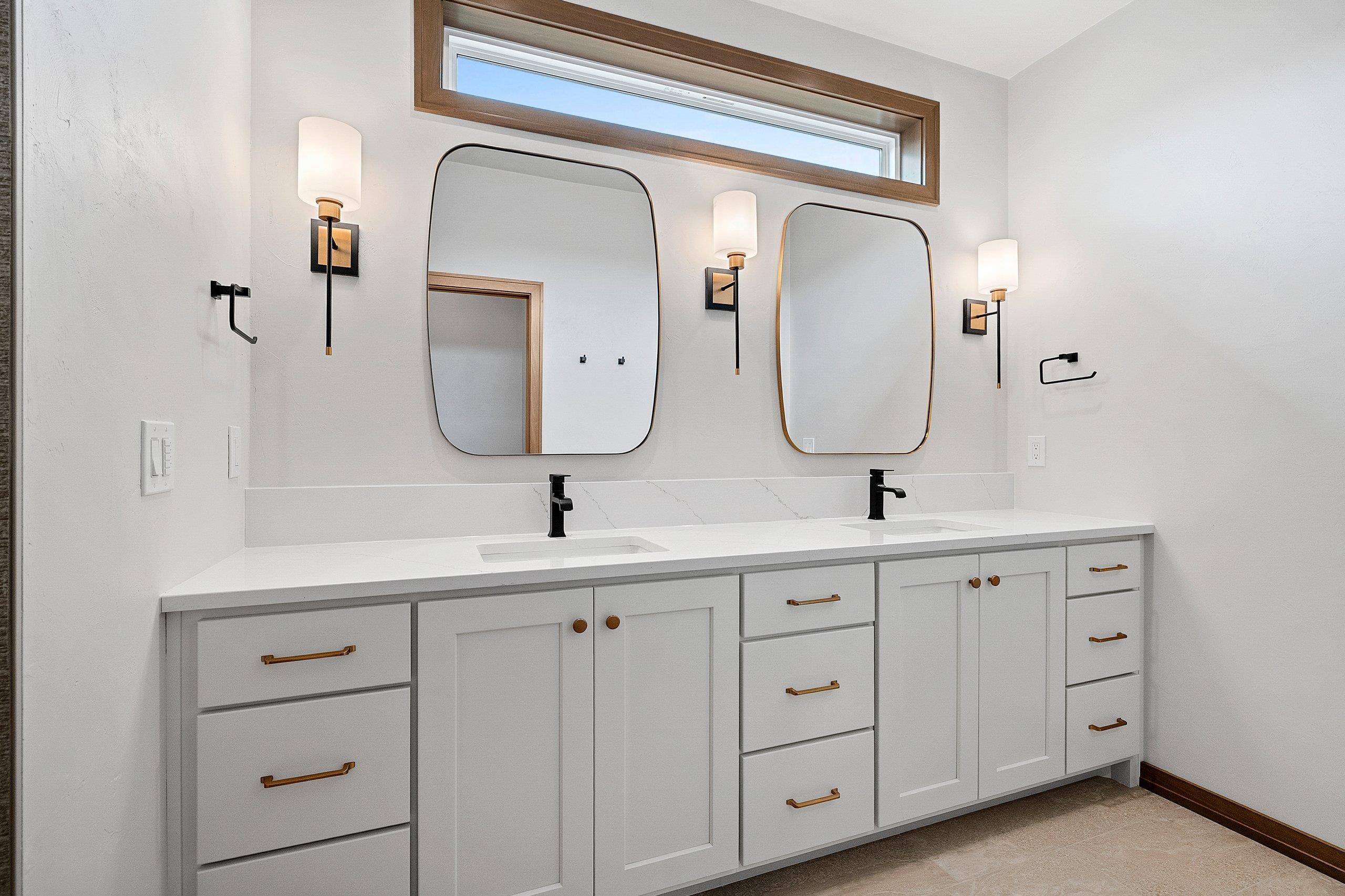 3754 Lyla May Court De Pere, WI 54115 - Photo 33 of 60