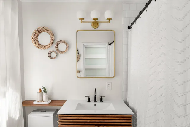 $2,395,000 | 246 San Julian Avenue, Santa Barbara, CA 93109