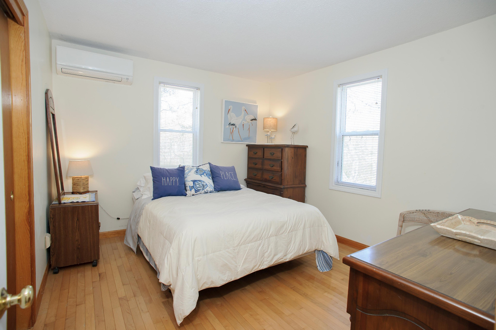 21 Schoolhouse Road Edgartown, MA 02539 - Photo 14 of 24 Bedroom 2 first floor