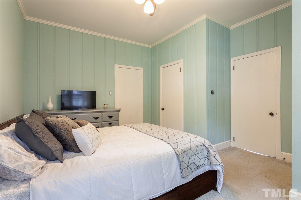 301 Perry Street Raleigh, NC 27608 - Photo 14 of 23
