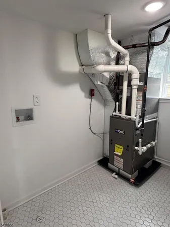 $2,995 | 142 Littleton Avenue, Newark, NJ 07103