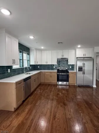 $2,995 | 142 Littleton Avenue, Newark, NJ 07103