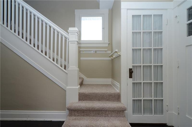 220 Jefferson Street Rochester, PA 15074 - Photo 3 of 15