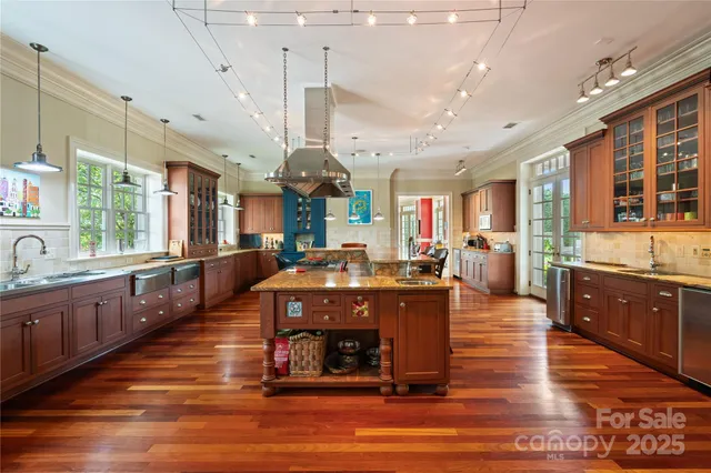 $4,990,000 | 1067 East Kent Road Northwest, Winston-Salem, NC 27104