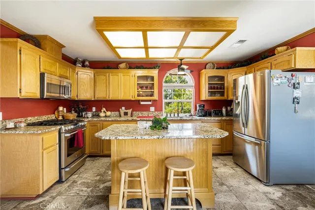 $1,350,000 | 24515 Moller Avenue, Orland, CA 95963