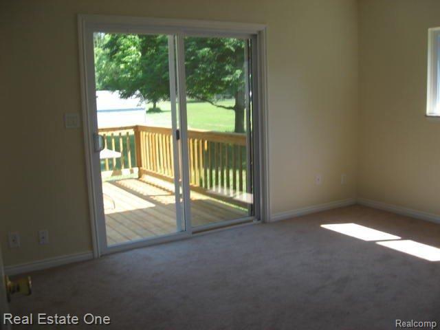 5670 Greer Road West Bloomfield, MI 48324 - Photo 8 of 12 IMG_2733.JPG