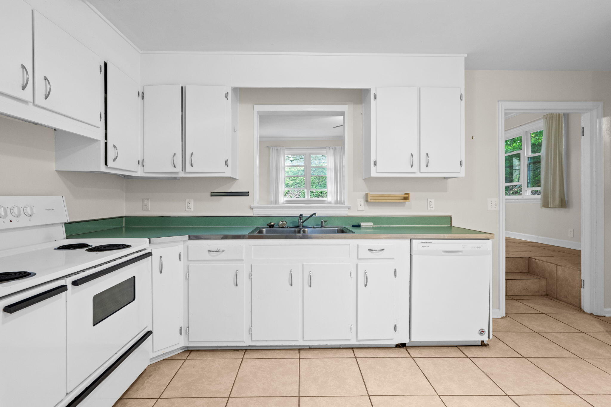 711 Oxford Road Chattanooga, TN 37405 - Photo 19 of 40 28-web-or-mls-DSC_6245