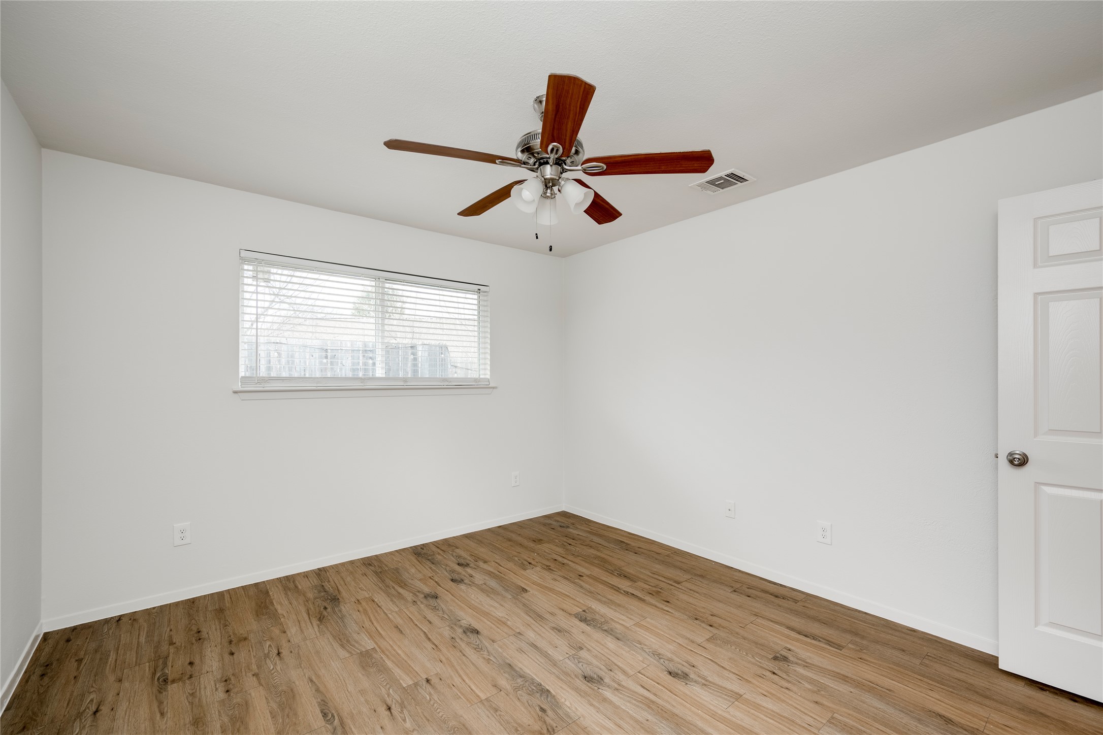 6210 Buffalo Pass, Unit B Austin, TX 78745 - Photo 16 of 35