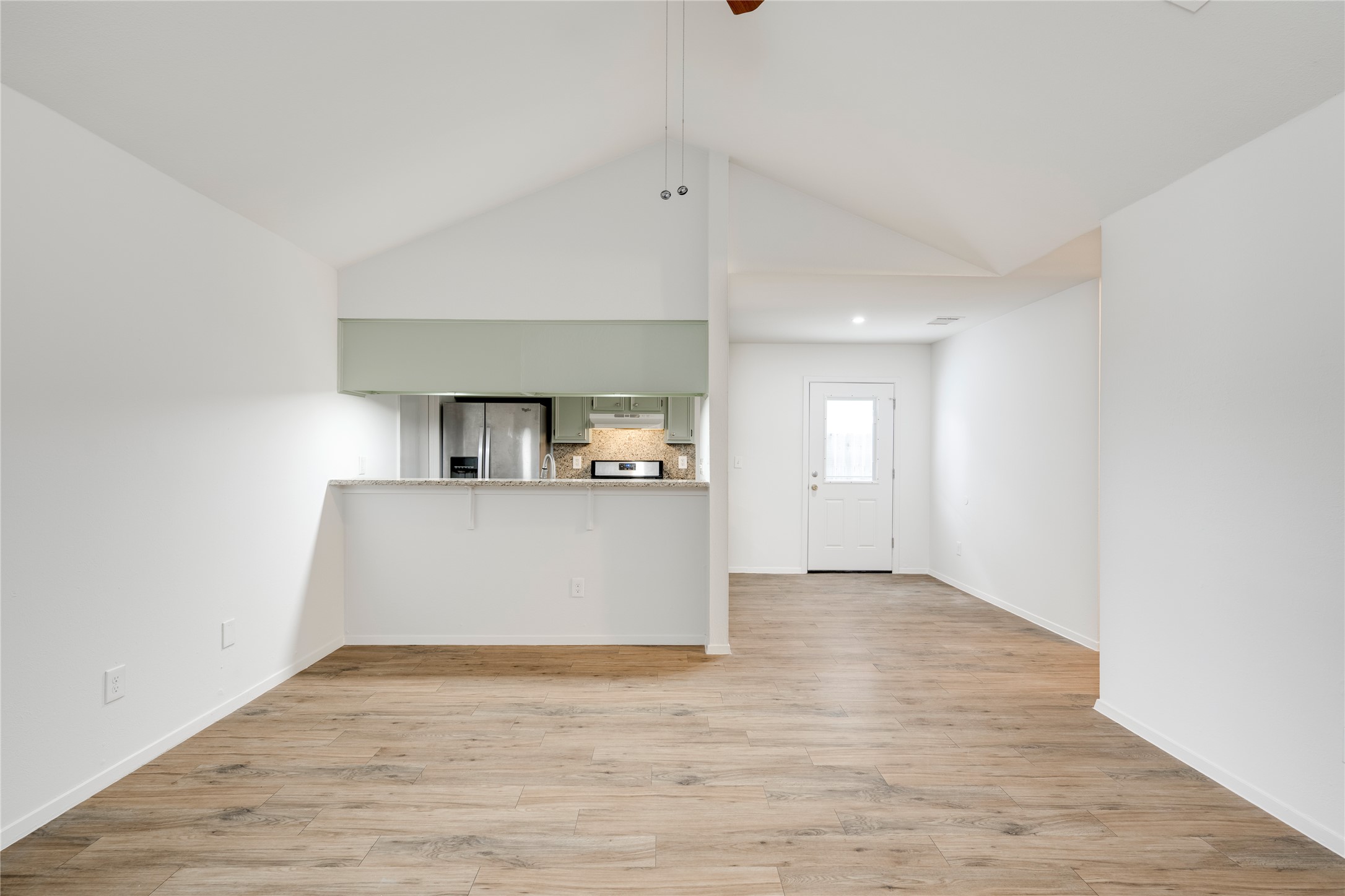 6210 Buffalo Pass, Unit B Austin, TX 78745 - Photo 5 of 35