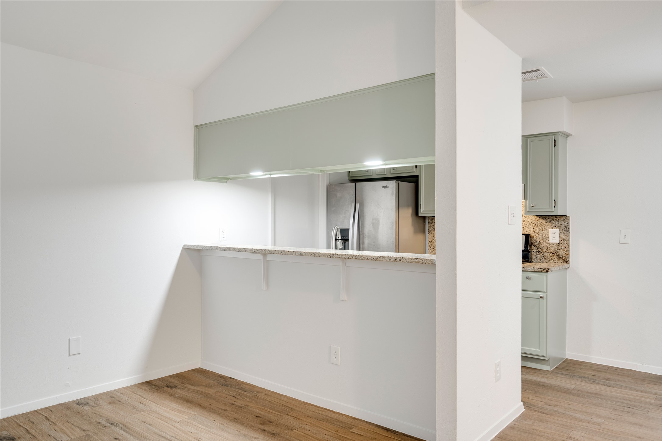 6210 Buffalo Pass, Unit B Austin, TX 78745 - Photo 8 of 35