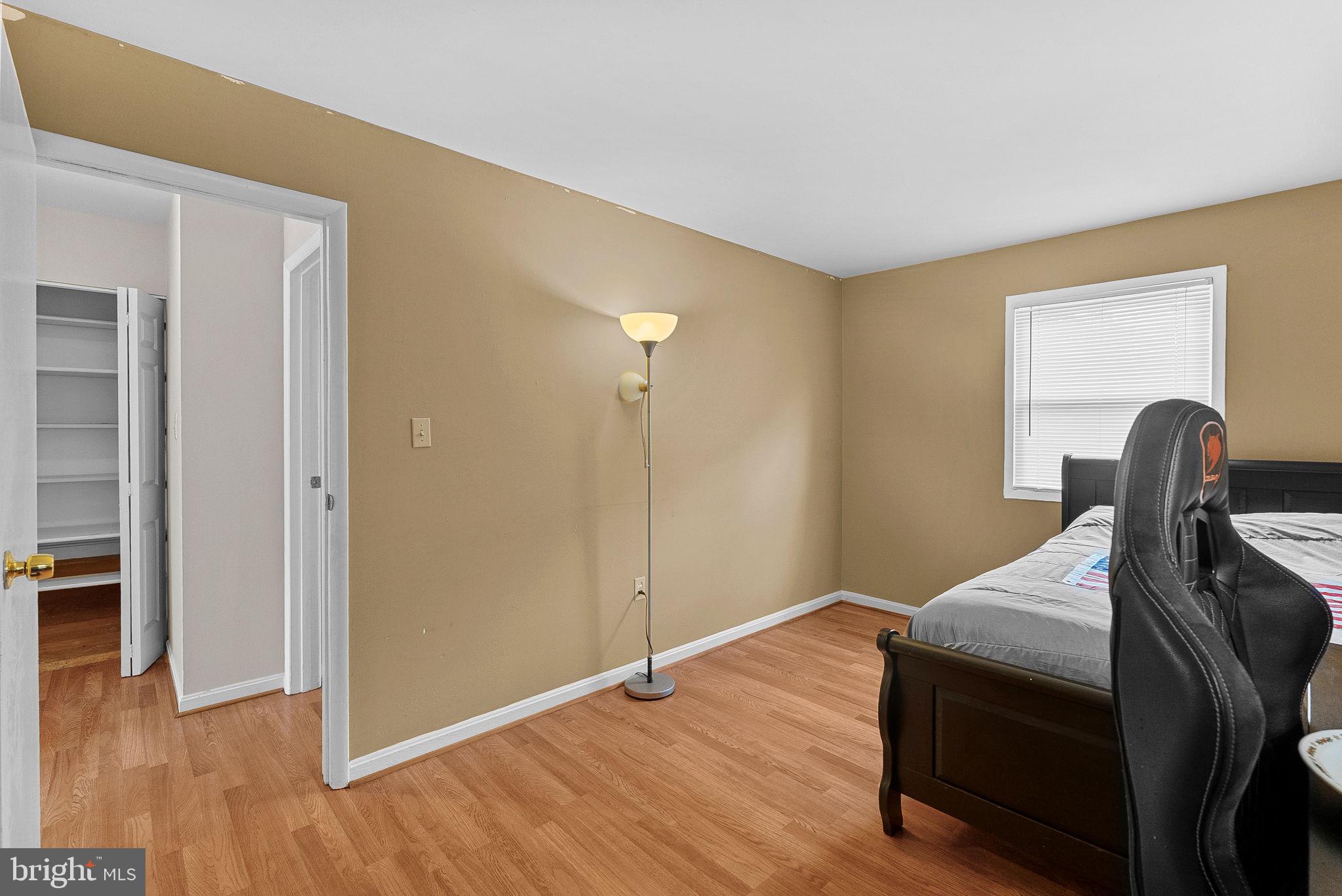 6313 Bardu Avenue Springfield, VA 22152 - Photo 15 of 26 a view of a livingroom with wooden floor