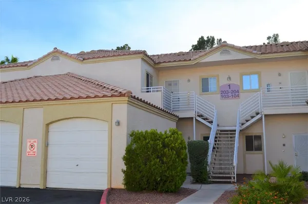 $1,300 | 1900 North Torrey Pines Drive, Unit 203, Las Vegas, NV 89108