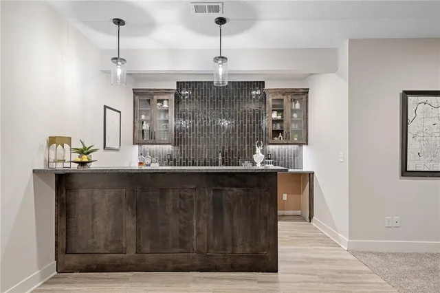 $754,907 | 9069 Shady Bend Road, Lenexa, KS 66227