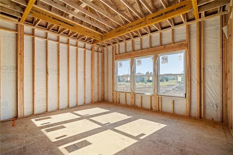 $754,907 | 9069 Shady Bend Road, Lenexa, KS 66227