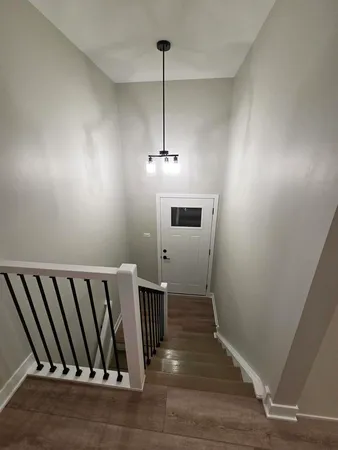 $439,500 | 1390 Glen Hill Drive, Glendale Heights, IL 60139