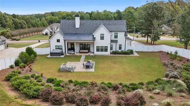 $569,000 | 469 Ashley Glen Drive, Williamson, GA 30292
