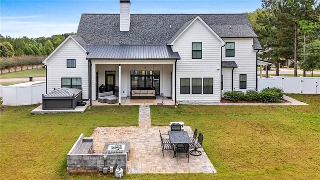 $569,000 | 469 Ashley Glen Drive, Williamson, GA 30292