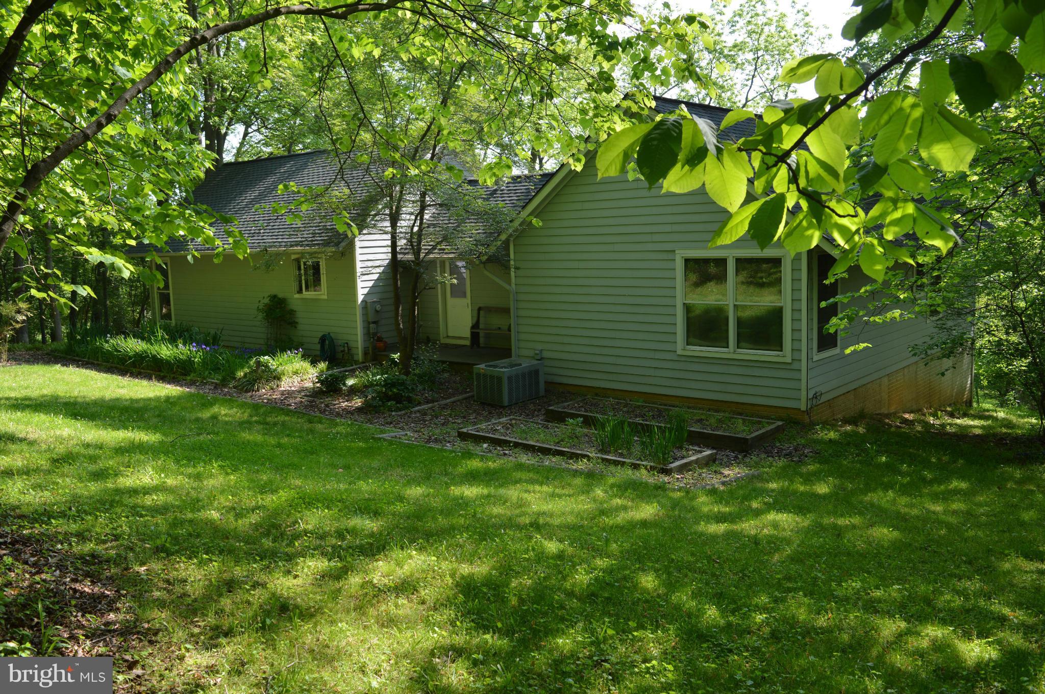 38313 North Fork Road Purcellville, VA 20132 - Photo 24 of 30 A place to call home