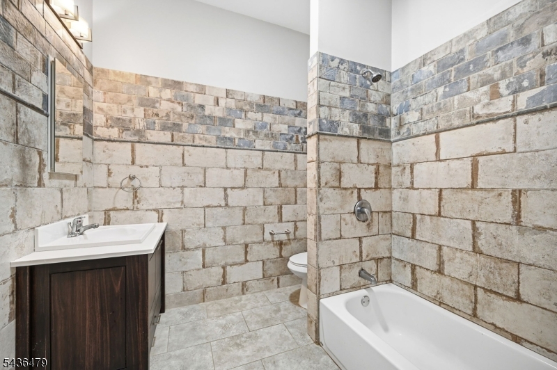 180 Spring Street, Unit 304 Newton, NJ 07860 - Photo 16 of 29
