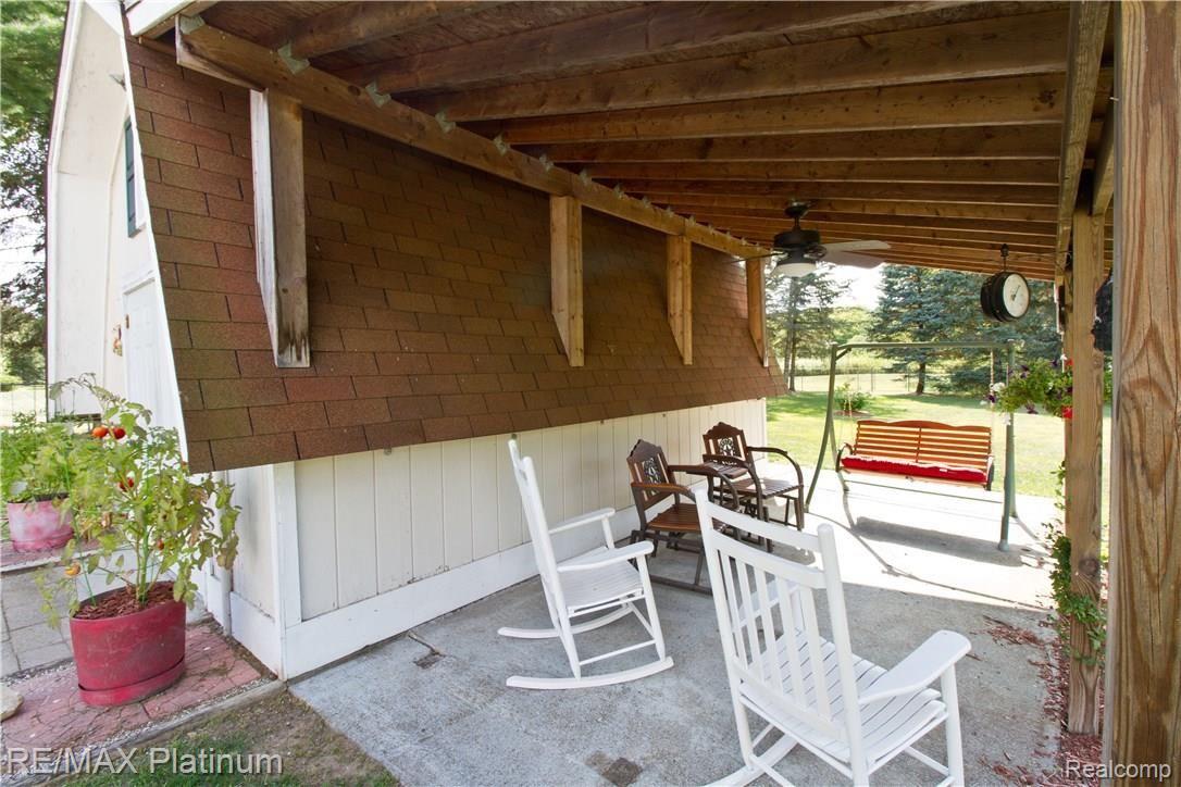 1266 Peavy Road Howell, MI 48843 - Photo 11 of 47 IMG_0648.JPG