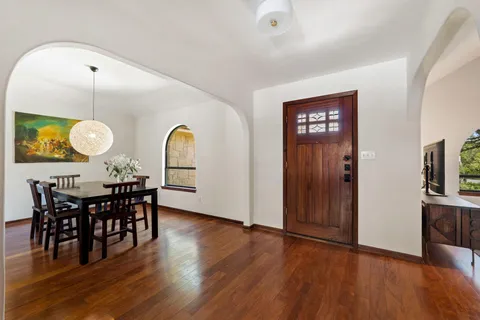 $1,375,000 | 105 Laurelwood Drive North, Austin, TX 78733