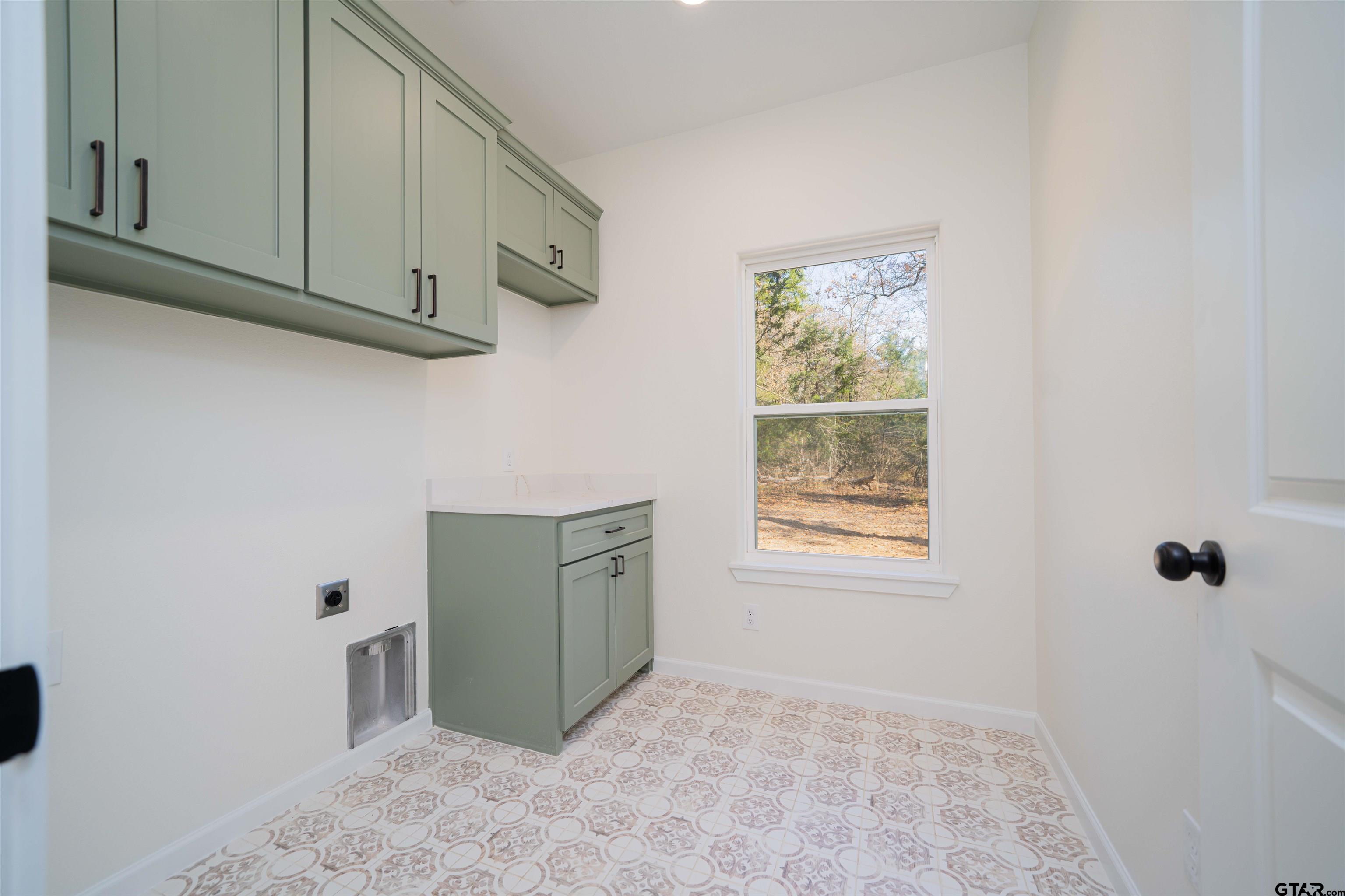 711 King Charles Road Scroggins, TX 75480 - Photo 21 of 34