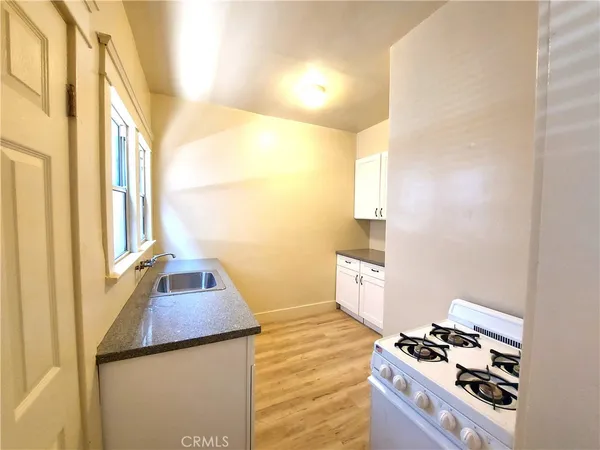 $1,400 | 1328 2nd Street, Unit 5, Long Beach, CA 90802