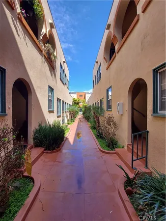 $1,400 | 1328 2nd Street, Unit 5, Long Beach, CA 90802