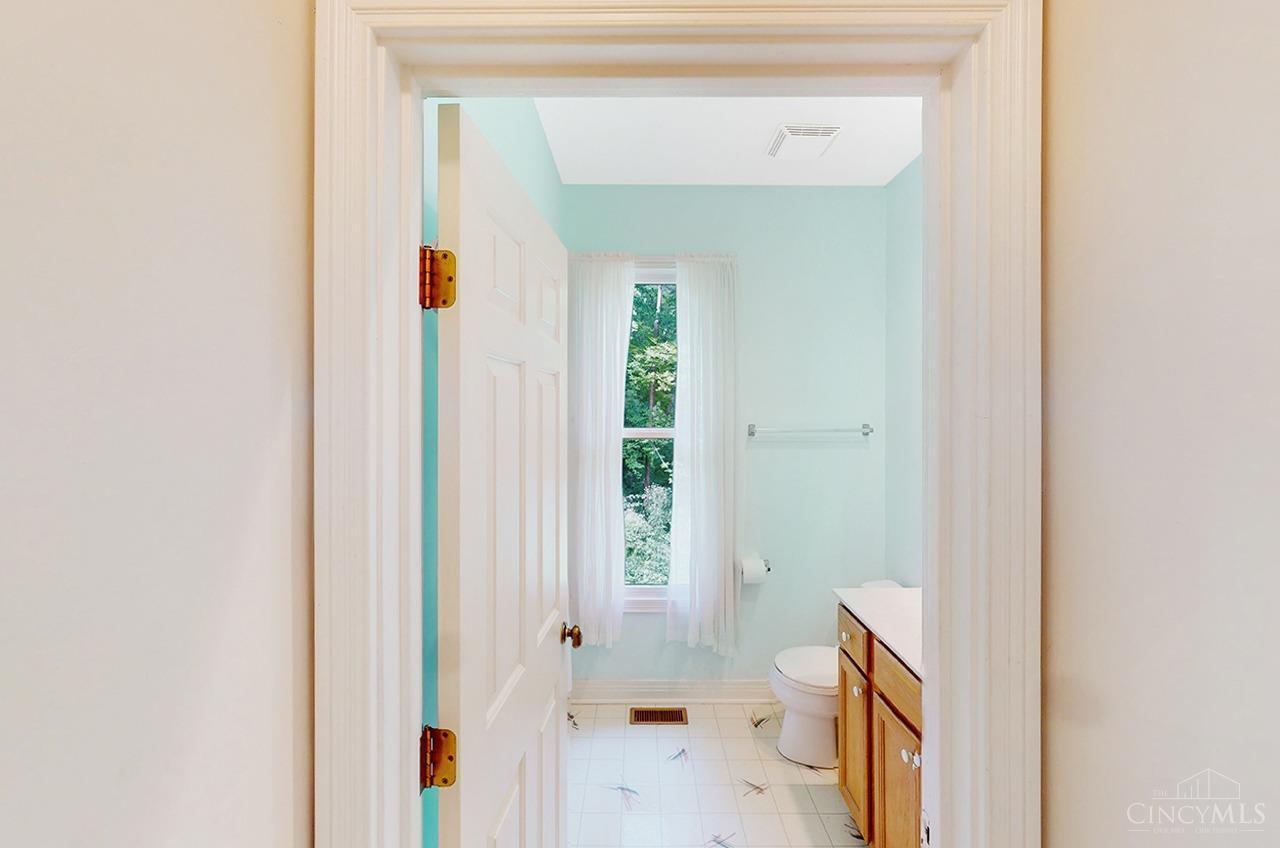 538 Shade Road Cincinnati, OH 45255 - Photo 23 of 37 Gallery Image 23