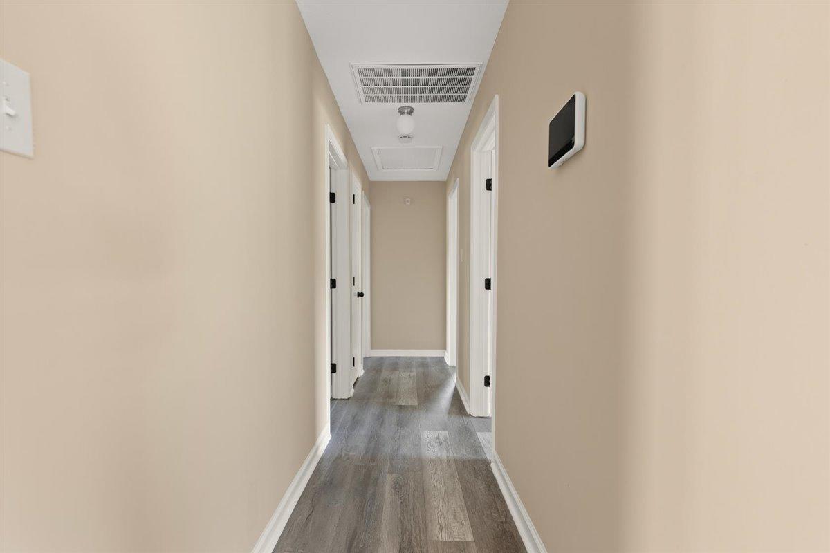 7666 Chippendale Road North Charleston, SC 29420 - Photo 10 of 22 Hallway