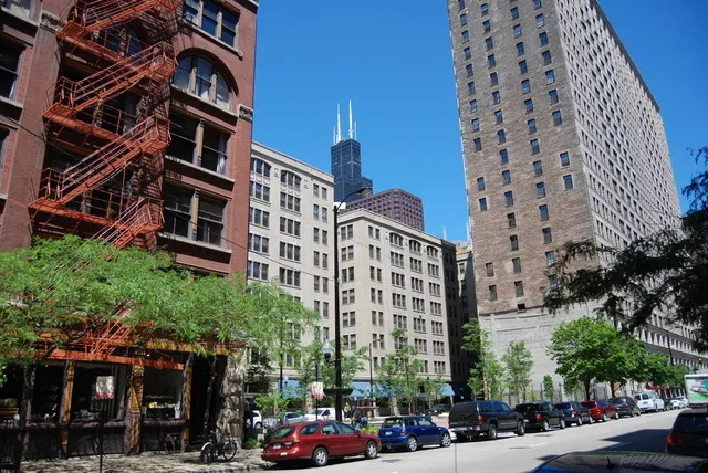 $2,700 | 600 South Dearborn Street, Unit 1107, Chicago, IL 60605