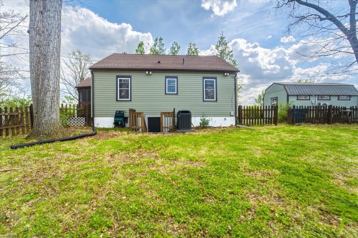 4925 Oak Road Northwest Roanoke, VA 24017 - Photo 31 of 44 31-Oak Dr-31