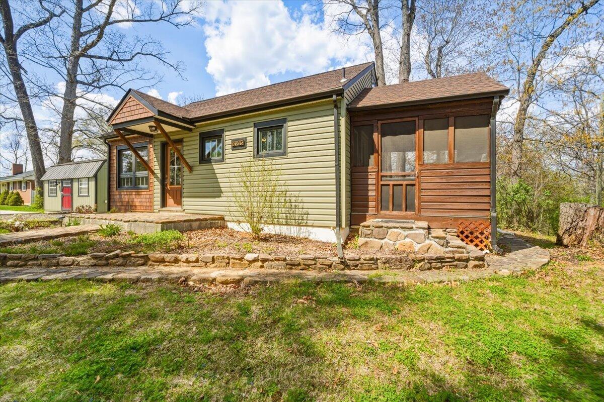 4925 Oak Road Northwest Roanoke, VA 24017 - Photo 43 of 44 43-Oak Dr-43