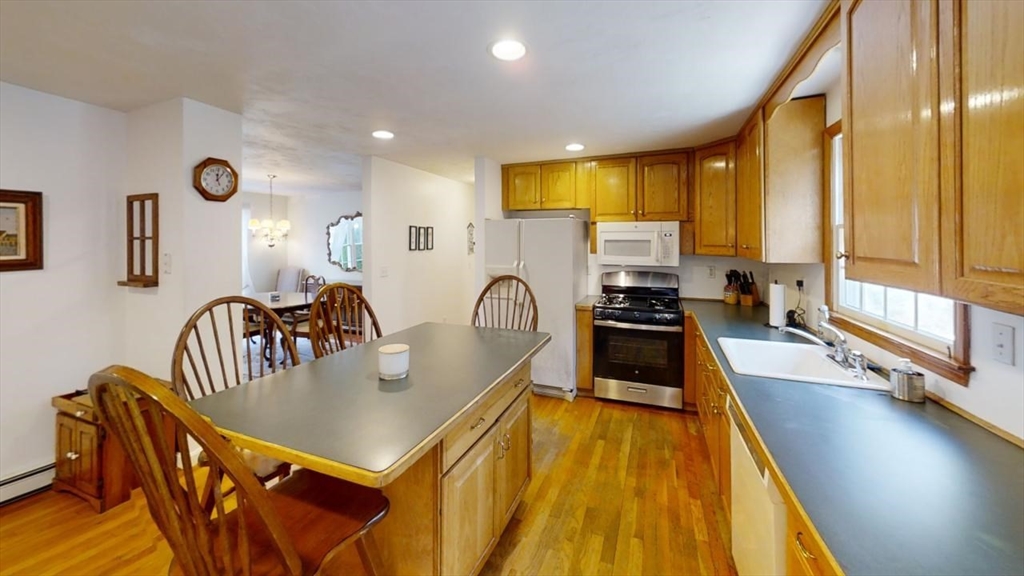 23 Tuckoosa Road Dennis, MA 02660 - Photo 6 of 41 Gallery Image 6