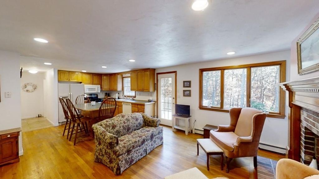 23 Tuckoosa Road Dennis, MA 02660 - Photo 7 of 41 Gallery Image 7
