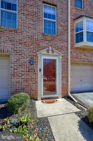 $199,900 | 1202 Skyview Drive, Unit 1202, York, PA 17406