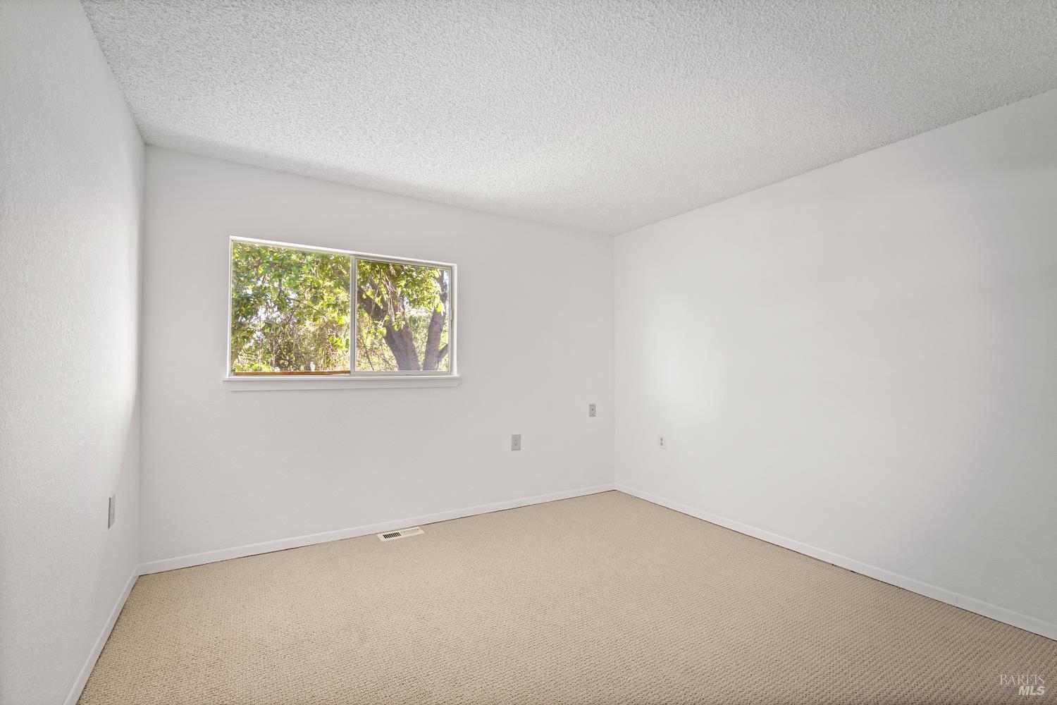 611 Hendley Street Santa Rosa, CA 95404 - Photo 27 of 54
