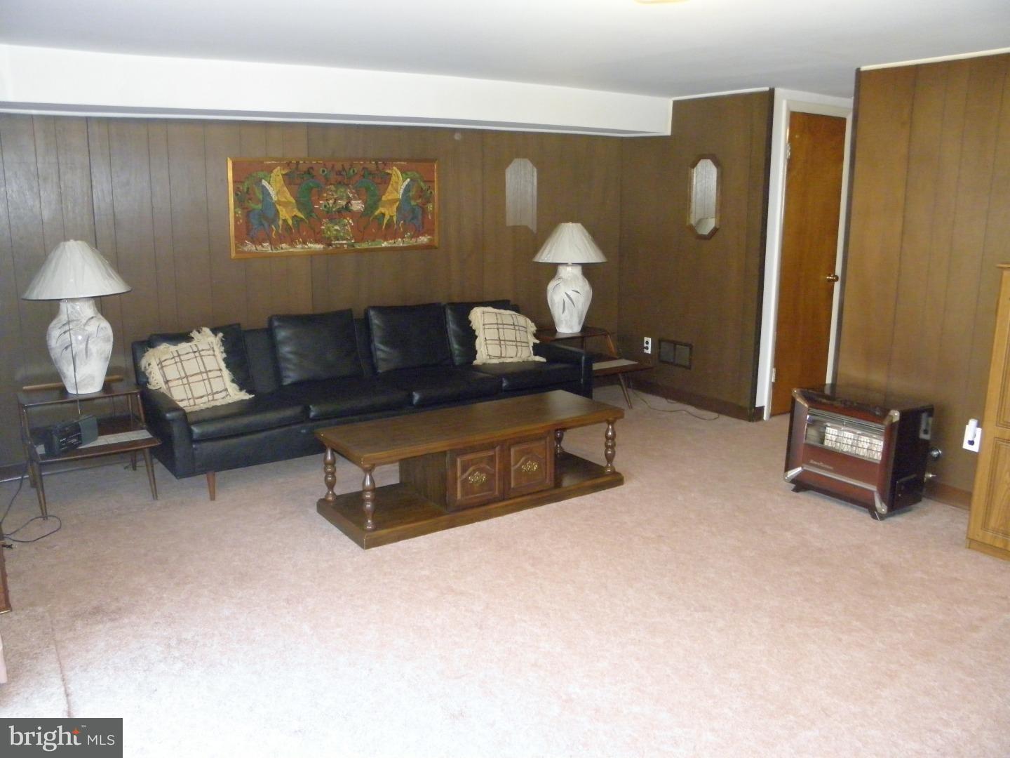 10822 Rayland Road Philadelphia, PA 19154 - Photo 15 of 24 Gallery Image 15