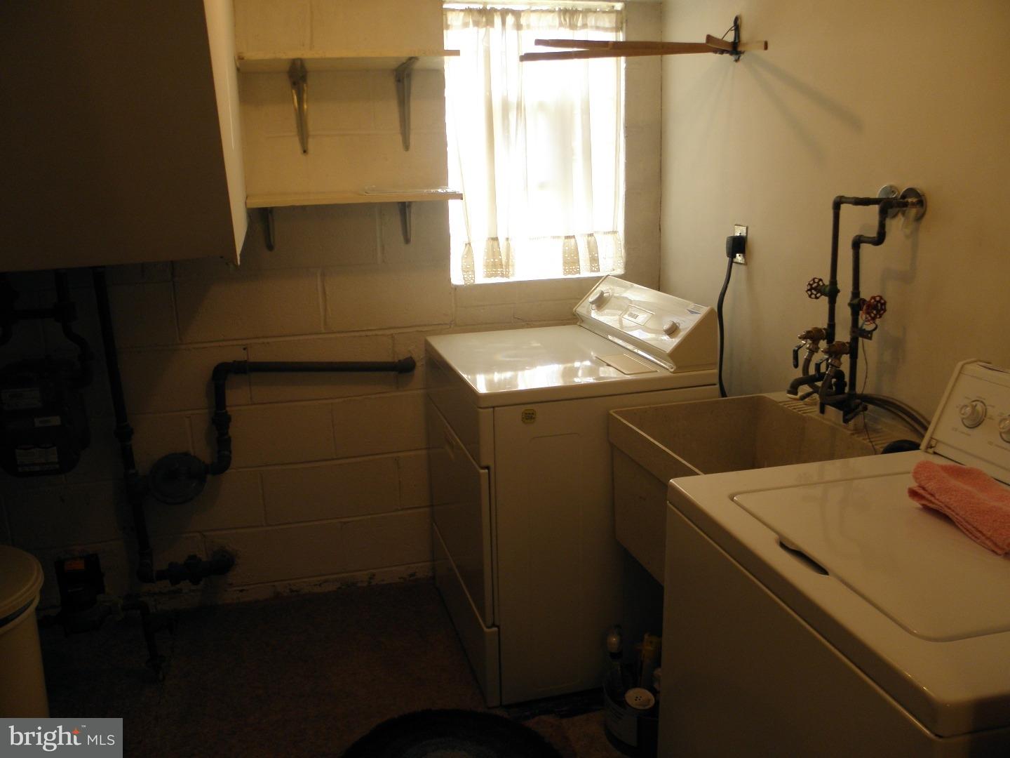 10822 Rayland Road Philadelphia, PA 19154 - Photo 18 of 24 Gallery Image 18