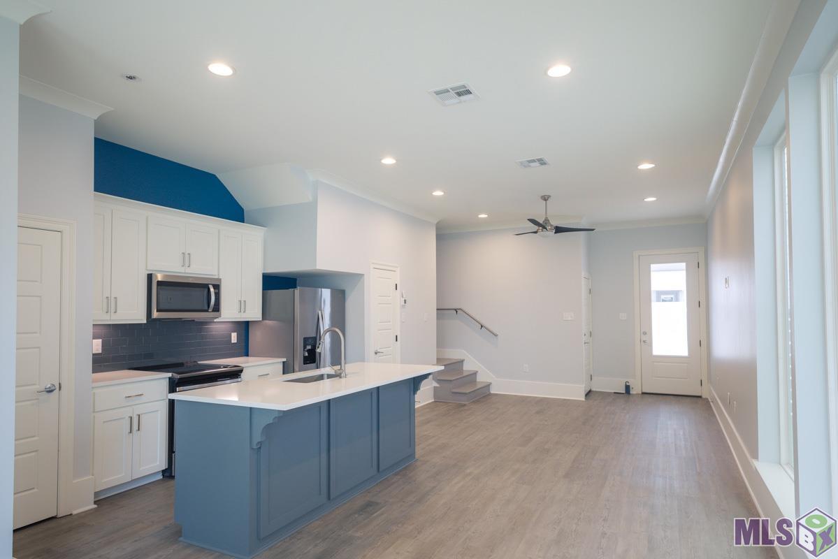 2010 Red Stick Drive Baton Rouge, LA 70816 - Photo 2 of 16