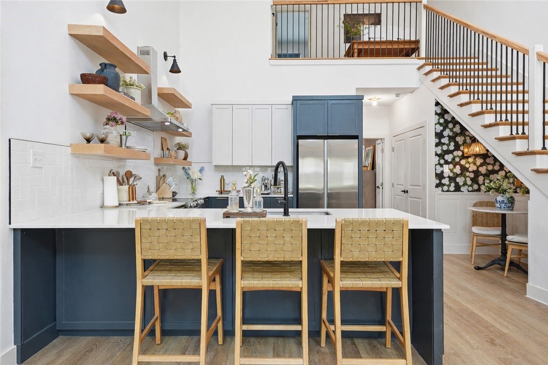 503 South 13th Street Aransas Pass, TX 78336 - Photo 11 of 33 Island/Kitchen